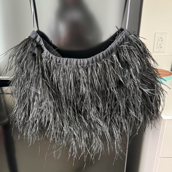 Feather top - Picture 2 of 2